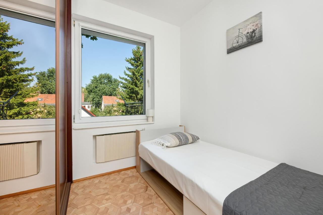 Bright & Spacious Family Apartment In Miedzyzdroje With Parking And 3 Balconies By Noclegi Renters Esterno foto