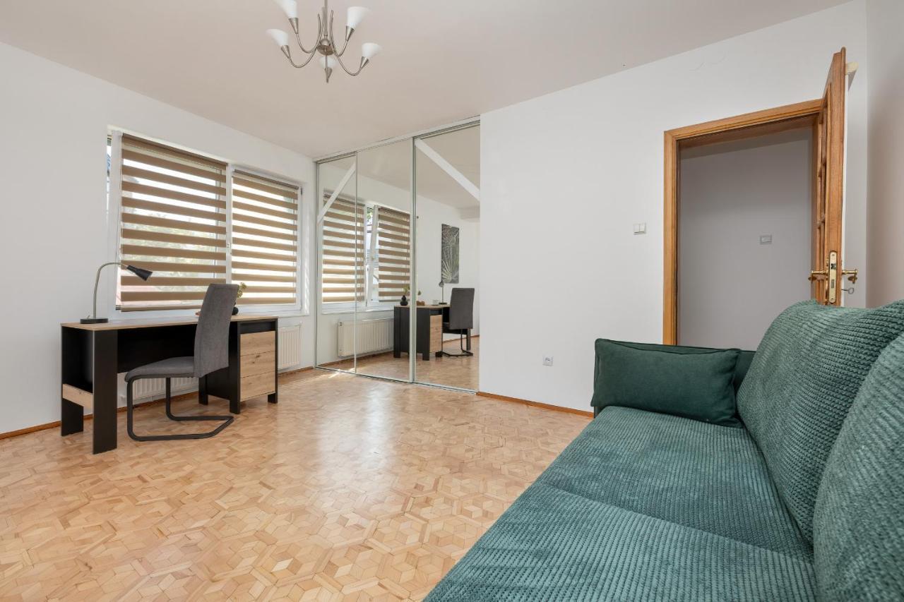 Bright & Spacious Family Apartment In Miedzyzdroje With Parking And 3 Balconies By Noclegi Renters Esterno foto